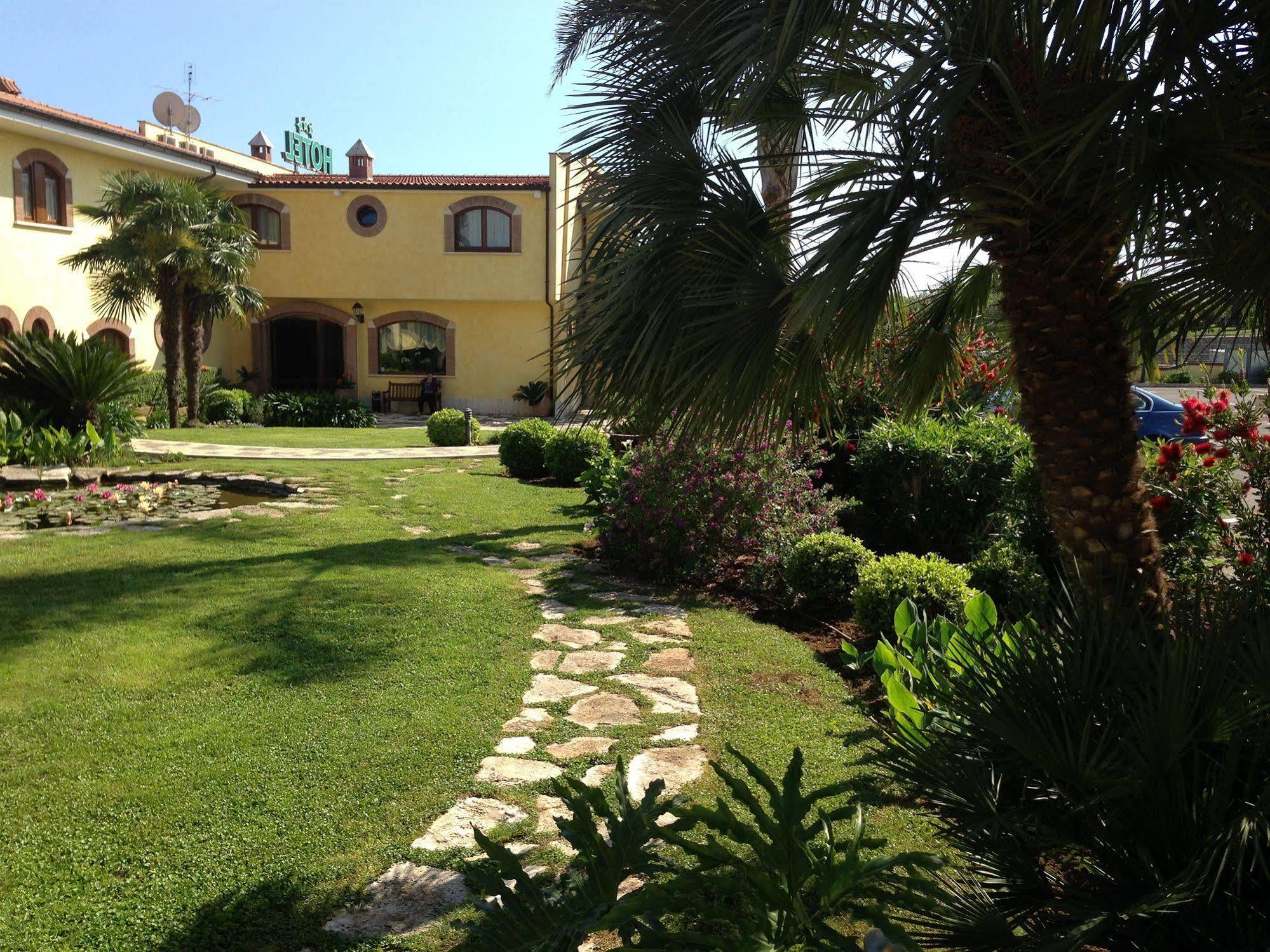 La Locanda Del Cavaliere Borgo Montello Dış mekan fotoğraf